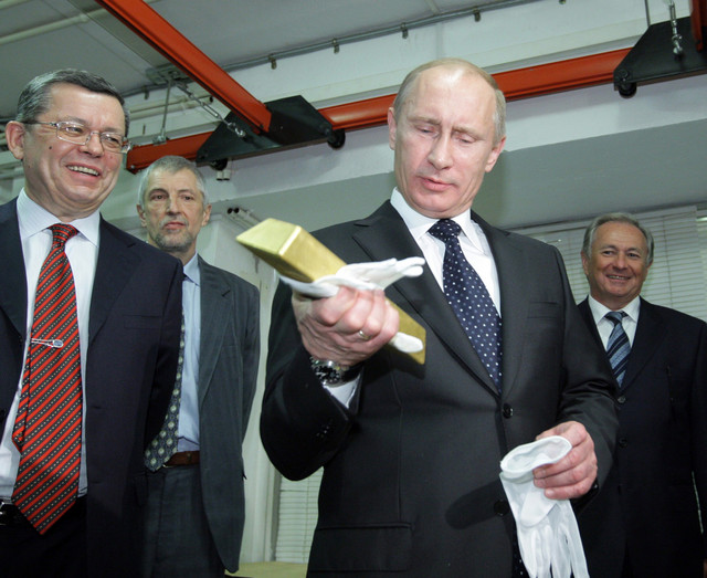 Блумберг о золоте Путина